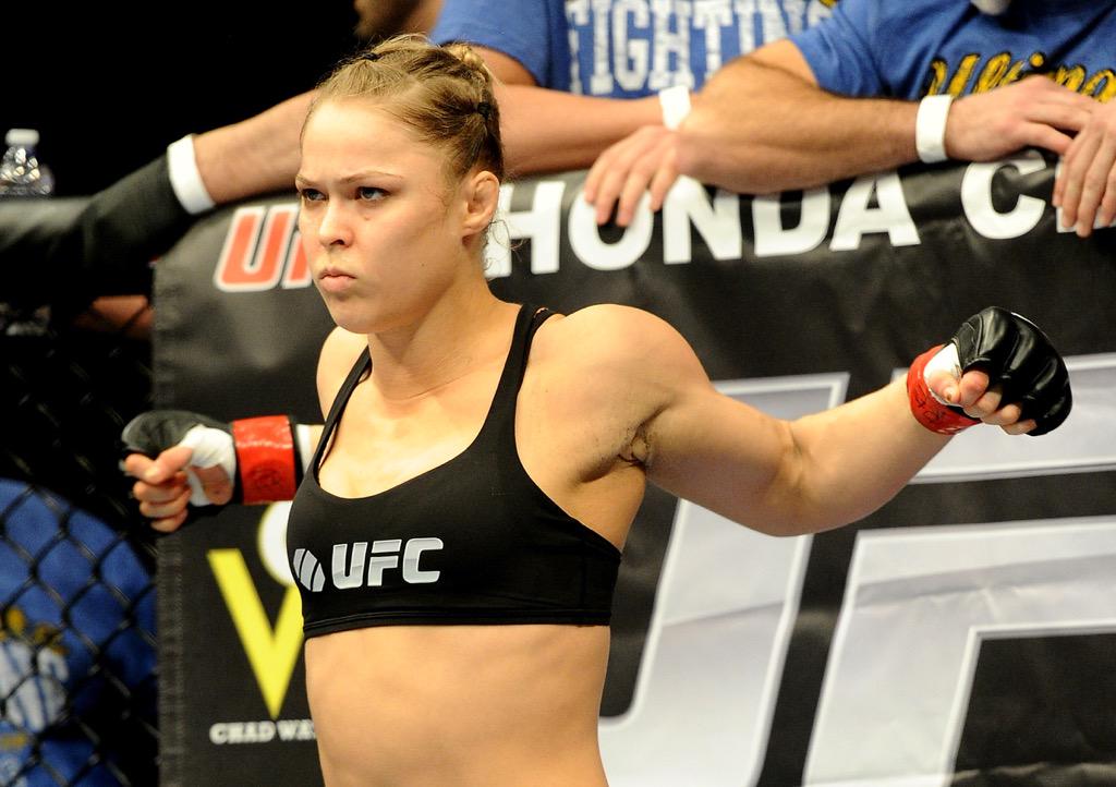 MMAfightfans's tweet photo. Who Wins this fight? http://t.co/cXBmeYxiZB