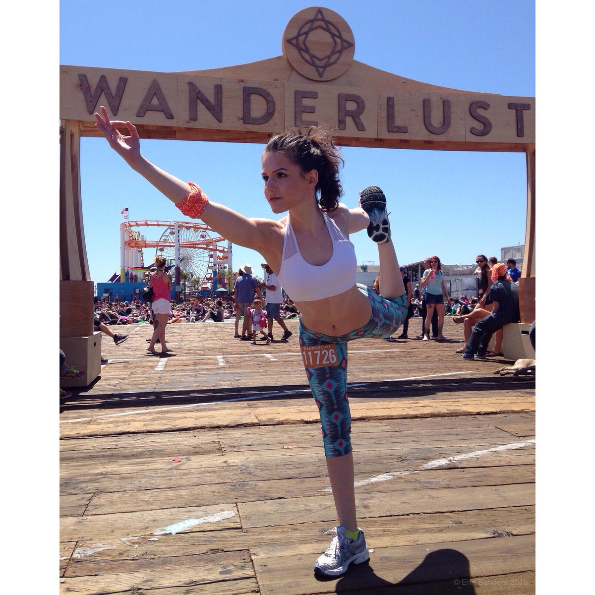 erinZsanders's tweet photo. Being a Dancer at #Wanderlust108...☀️ Bra by @ALO_yoga & leggings by #solosolmovement! @WanderlustFest http://t.co/0mDR4I9cqe