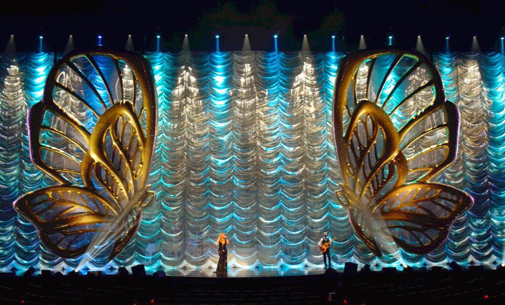 CaesarsPalace's tweet photo. Only 24 hours until @MariahCarey's opening night at @ColosseumatCP! #Lambs are you ready for #1toInfinity? http://t.co/VZjKOw93mZ