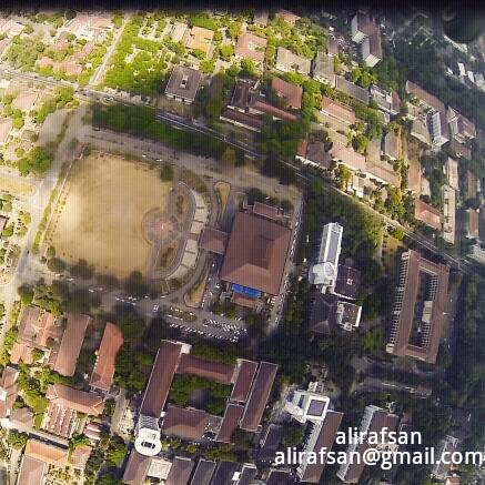 AliRafsan's tweet photo. @suluhmedia #LombaFotoDrone #ICOMsuluh @UGMYogyakarta #GSPugm http://t.co/cPo9rPmHf0