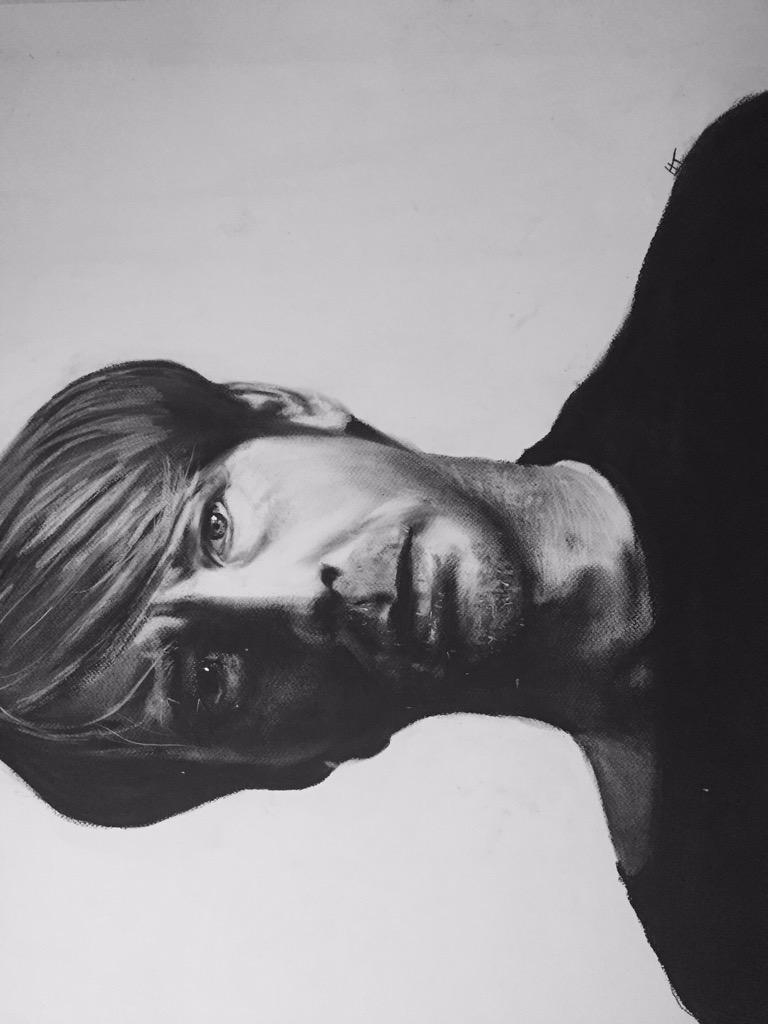 HeatherBTaylor's tweet photo. @richiehawtin @PlastikmanLive   My completed charcoal portrait of #RichieHawtin #plastikman http://t.co/tyaLQkLemZ
