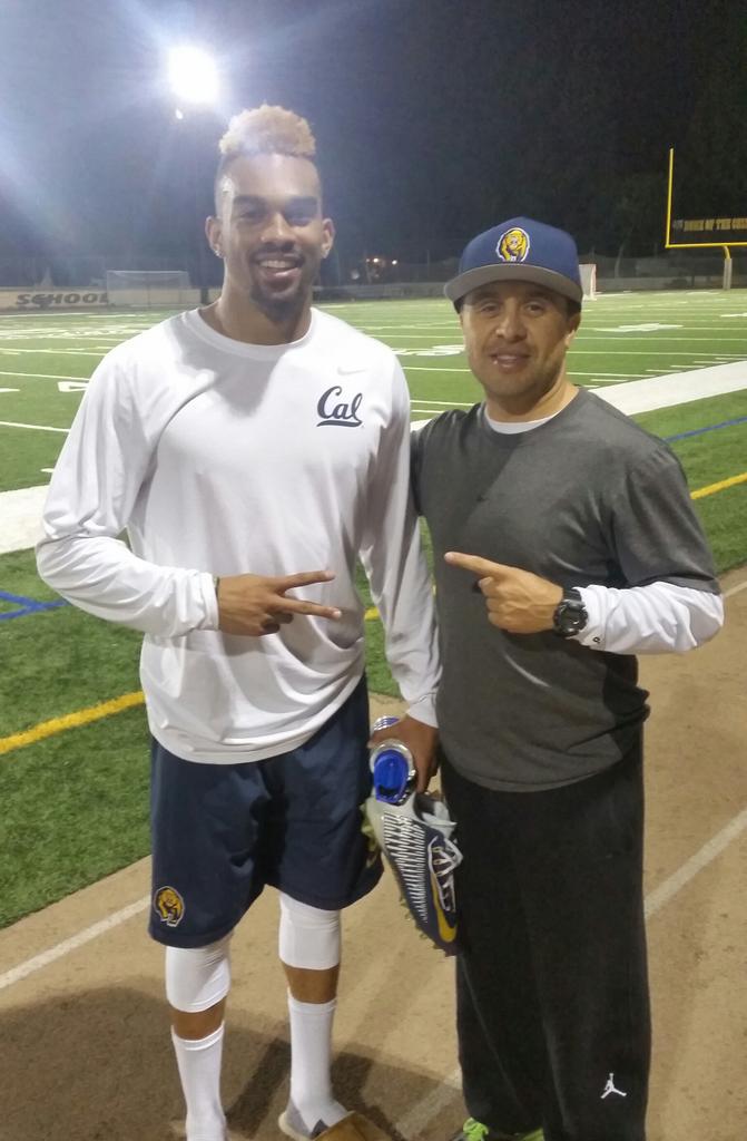 PVIII_AVO's tweet photo. Getting late night work in with my boy Harper before he heads to New England. If your not working, someone else is! http://t.co/awXYVLfAoZ
