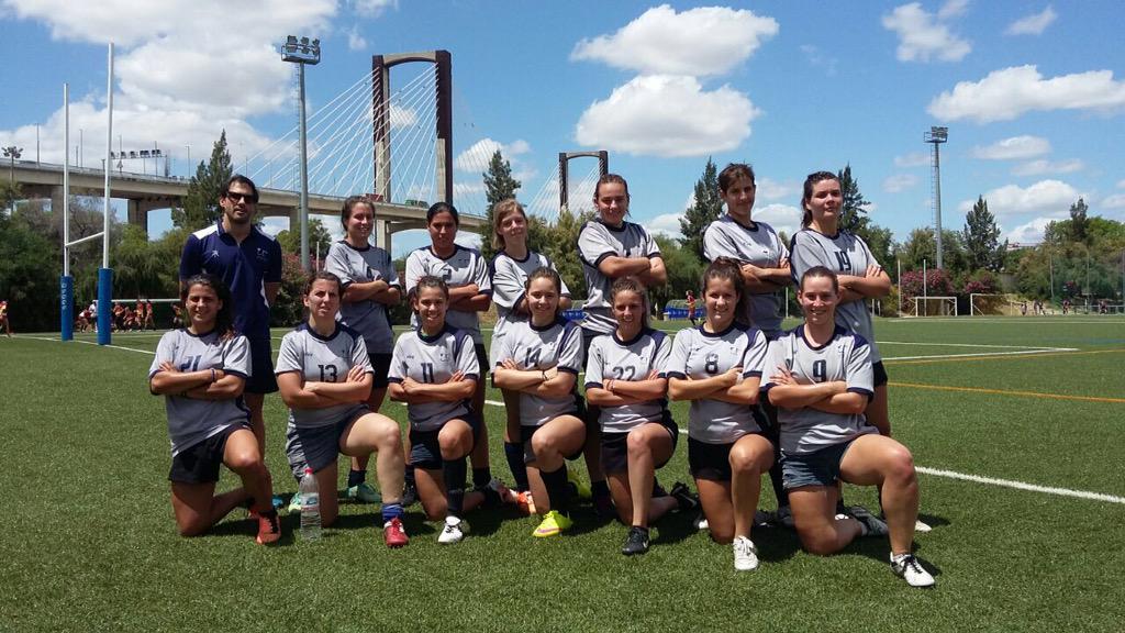 GansasRugbyFem's tweet photo. Buenos días! Segundo día de competición y todo por decidir! Humildad, entrega y sacrificio. #alastermopilas http://t.co/kuj0IVGYB3
