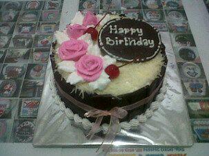 aggeSHOP's tweet photo. Terima pesanan kue ultah, wedding, aniv dll. 
Pin : 746454e4 http://t.co/tU3ASHXR98