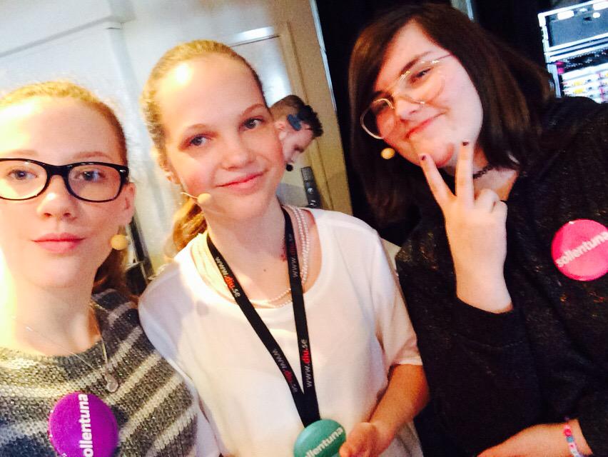 LiljaSO's tweet photo. Snart är det vi på scen! #Framlar #Guldtrappan #Solskol http://t.co/hzwgoejJVy