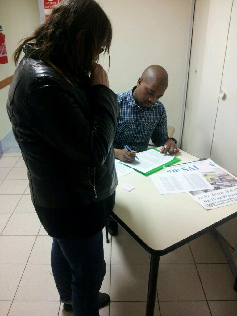 lolidays's tweet photo. Déjà une centaine des familles beneficiers , merci a tous et a mardi prochain http://t.co/rgrnwN1YR3