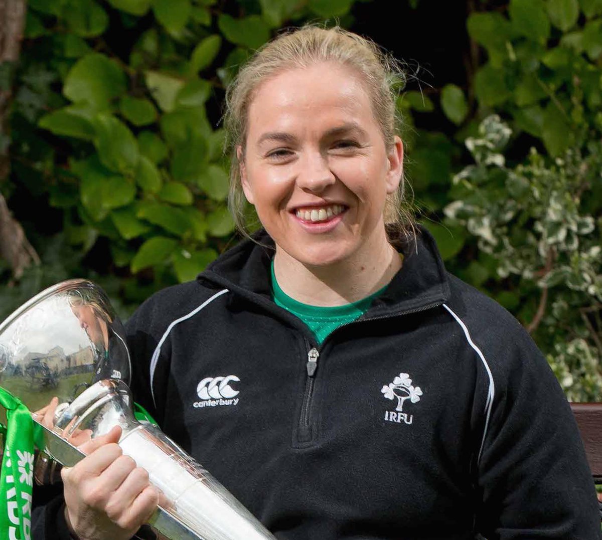 SportforBusines's tweet photo. Captains. @CoghlanFiona and @niamhbriggs15 first nominees on 2015 list of Most Influential Women in Irish Sport http://t.co/rDPW2dgY8R