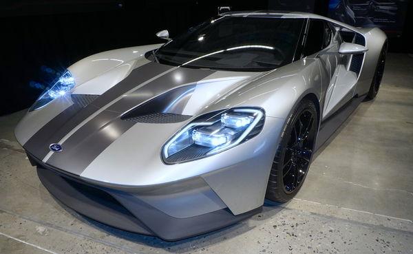 FormulaOneWorld's tweet photo. Ford's New GT Supercar Has (Some) Eco Cred http://t.co/clzGkN2EvK http://t.co/kwKQxTuyZY
