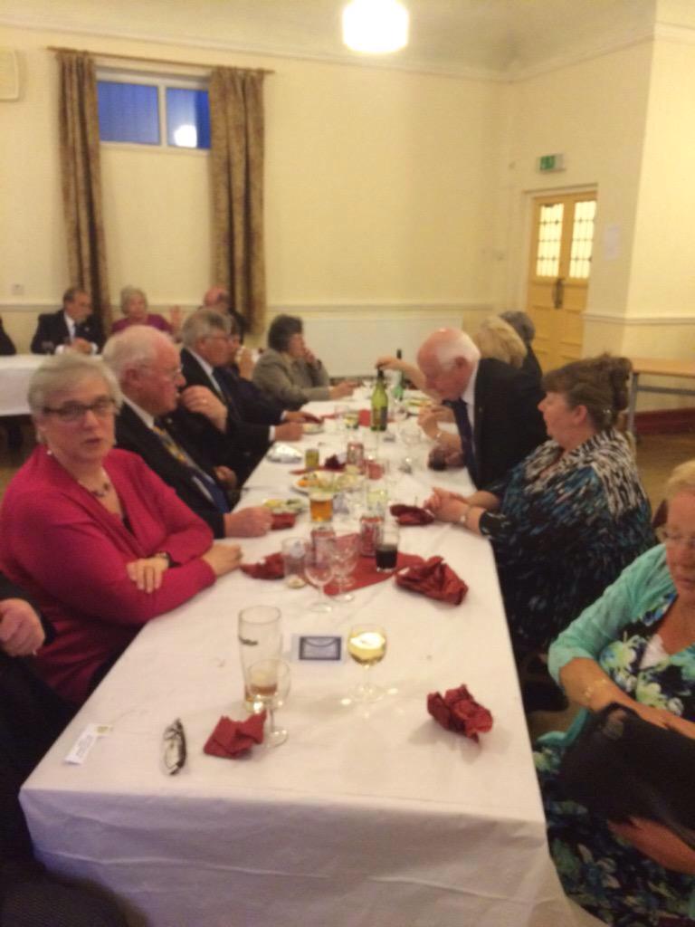 MonMarkMen tweet media