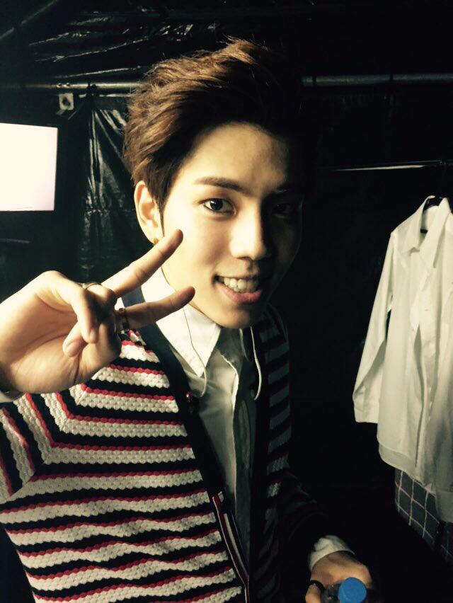 CETn0YgWEAEtp81.jpg:large