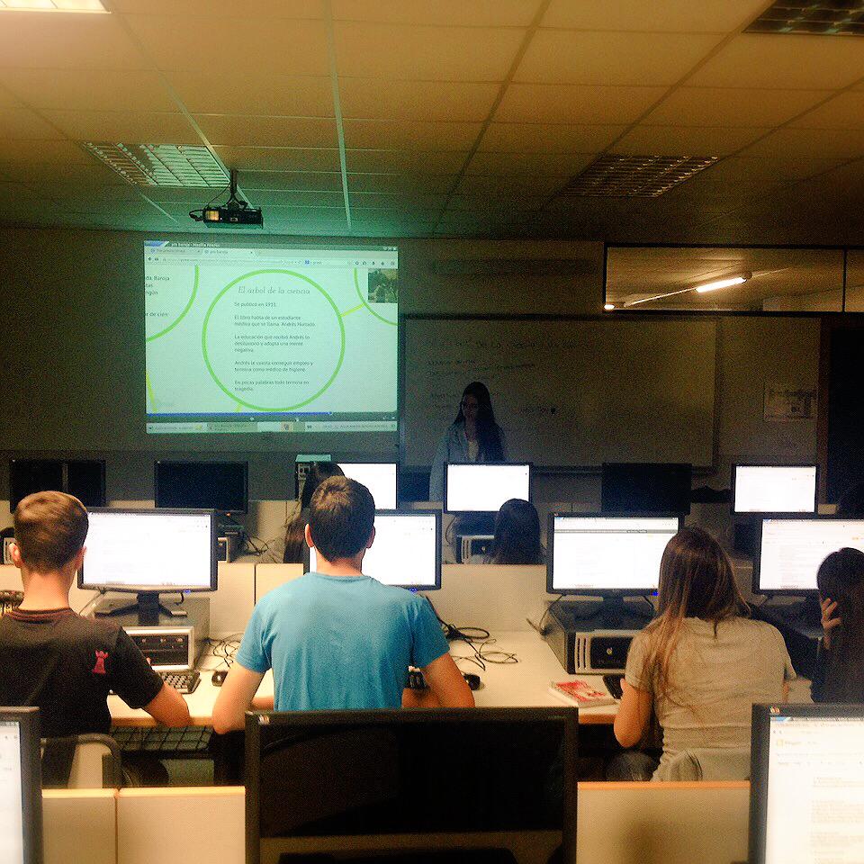 JuliaMBenito's tweet photo. Pío Baroja por @lucia29gomez aprendiendo un poquito más sobre la #generacióndel98 #tric #blearning #mlearning http://t.co/hONqqhKRrG