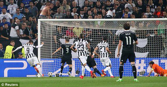 Goal pertama dari <a href="/AlvaroMorata/">Álvaro Morata</a>. 1-0 buat Juve. (img:reuters)