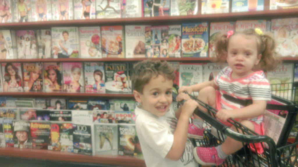 Moms Can Do It All! Media/Magazine Research Tip When Grocery Shopping With Your Kids