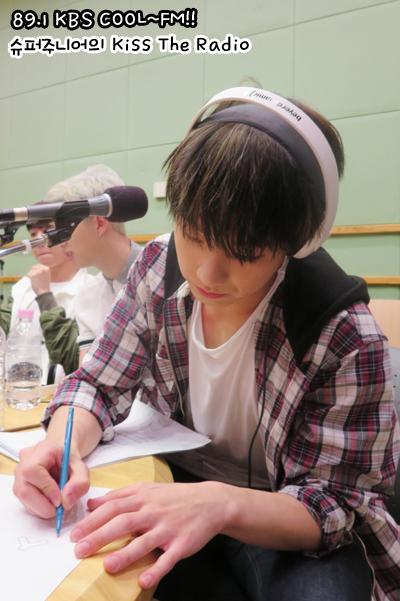 BTS_FACTS's tweet photo. [OFFICIAL] 150505 BTS #방탄소년단 @ SUKIRA #INEEDU @BTS_twt @BigHitEnt @bts_bighit http://t.co/WXyC6Nw9MS