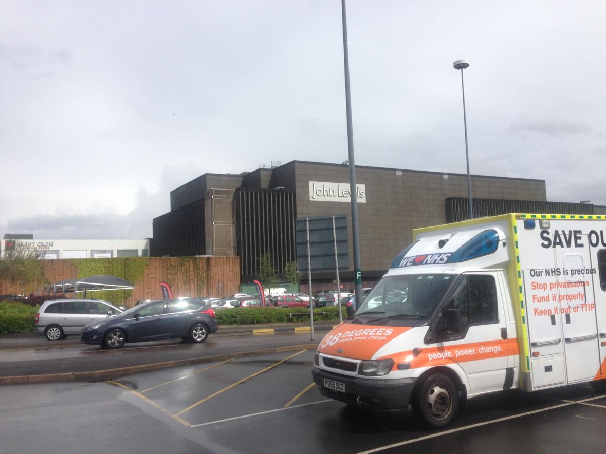 Next stop, Brent cross! 4 London marginals constituencies down, 3 more to go. <a href="/38_degrees/">38 Degrees</a>