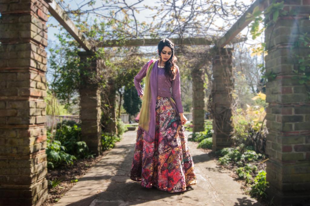 Shoot from a few weeks ago, my lense  just got a bit more cultured :) #sari #asianfashion #fashionphotography