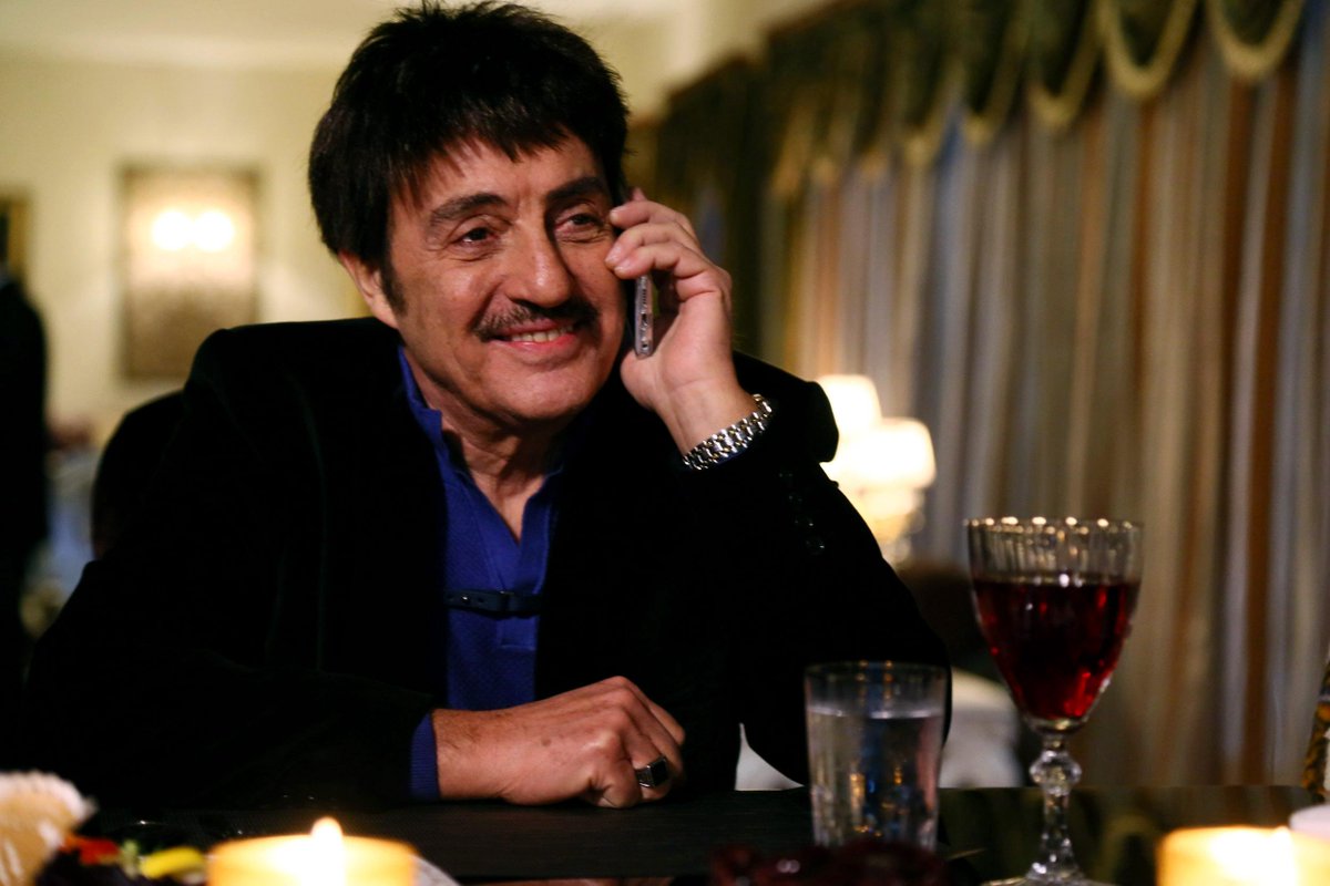 TehlikeyleFlort's tweet photo. #tehlikeyleflört SİNEMALARDA..
https://t.co/cTRFHY292Q … … … http://t.co/Ld5hghZ5Yu