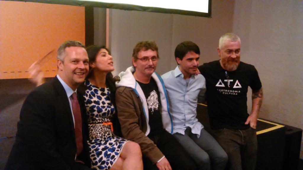 Mugaritz's tweet photo. Ayer durante la Travel Week en Sao Paulo mesa redonda con @VirgilioCentral @alexatala http://t.co/K9iwbGIm6f