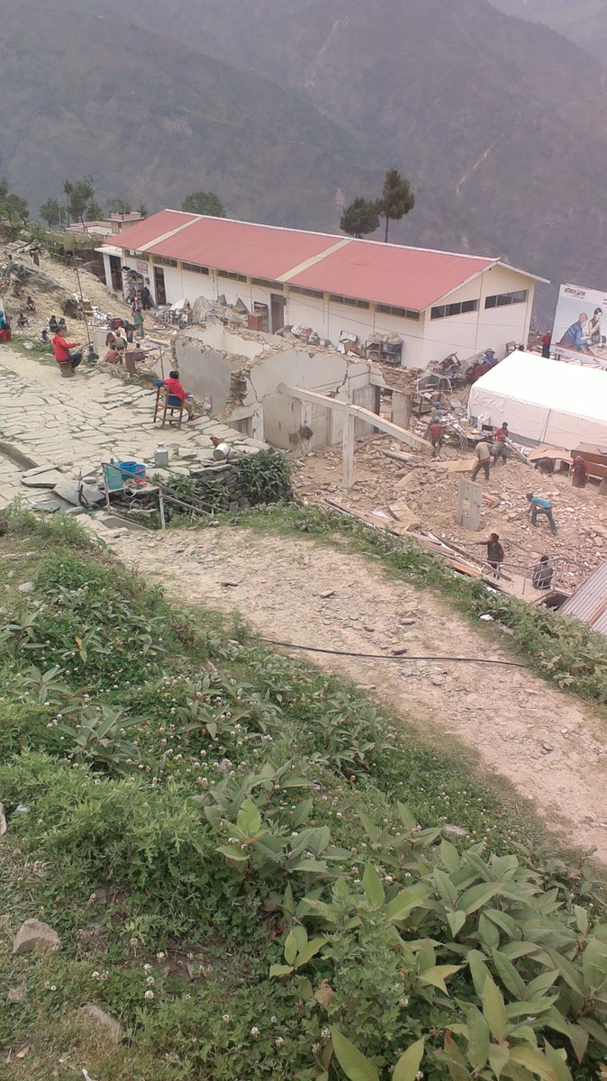 elsharkawi's tweet photo. Continuing to set up mobile hospital in Dhunche #NepalEarthquake  @redcrosscanada very steep terrain. http://t.co/0GuLzFShoY