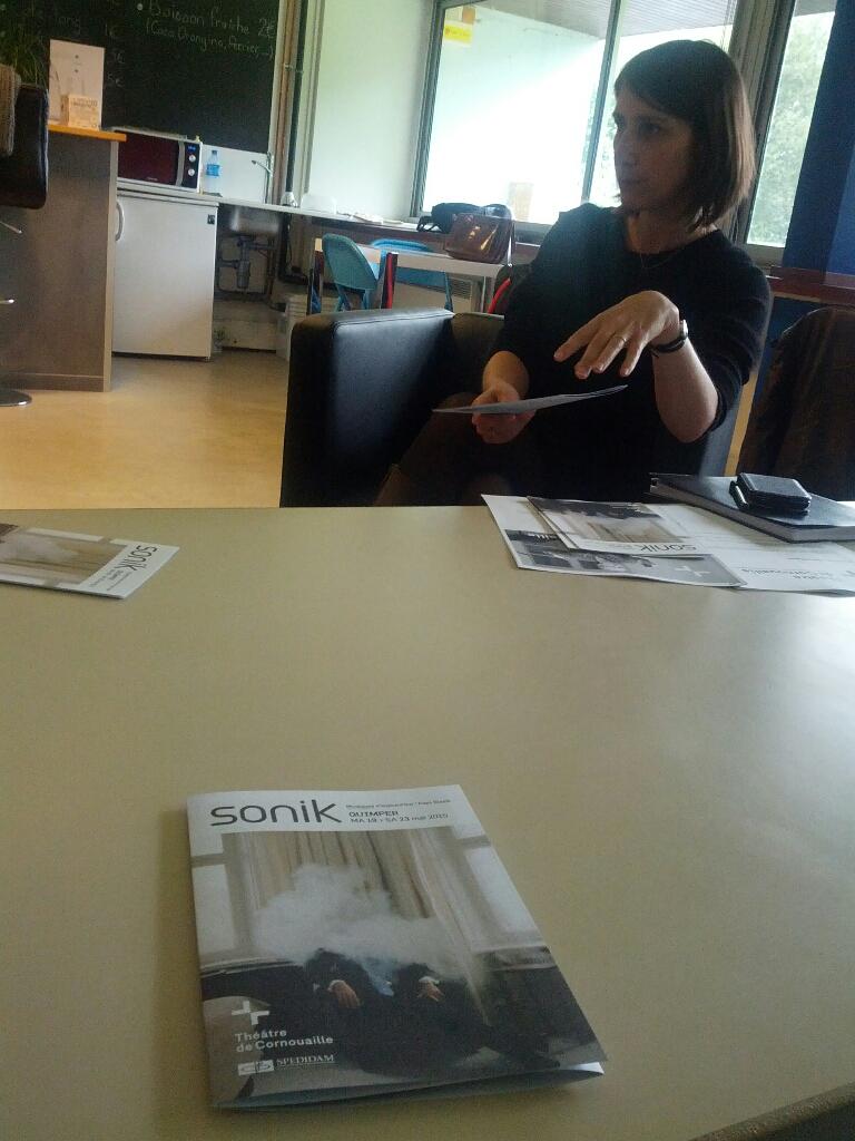 Bat00's tweet photo. Présentation de Aurélia du @the_cornouaille de #Sonik et de #Smartfaust à la Cantine. #Quimper http://t.co/B5OyuhXpo2