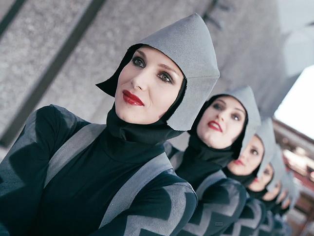 GQSpain's tweet photo. ¿Necesitamos que vuelvan Chemical Brothers? http://t.co/vBnTGihYkR Por @1000maneras http://t.co/qds9ZKvkO6