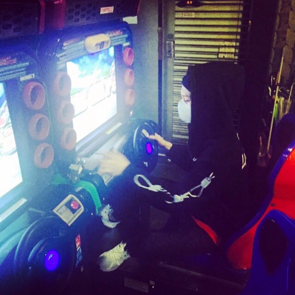 allforkeyth's tweet photo. 150506 #Instabum &amp; #Weibom update : insert a coin
( คีย์ปิดเนื้อปิดตัวมิดชิดเห็นแค่หน้าผาก คิ้ว ตา และ ความน่ารัก ) http://t.co/fYghqqmj9L