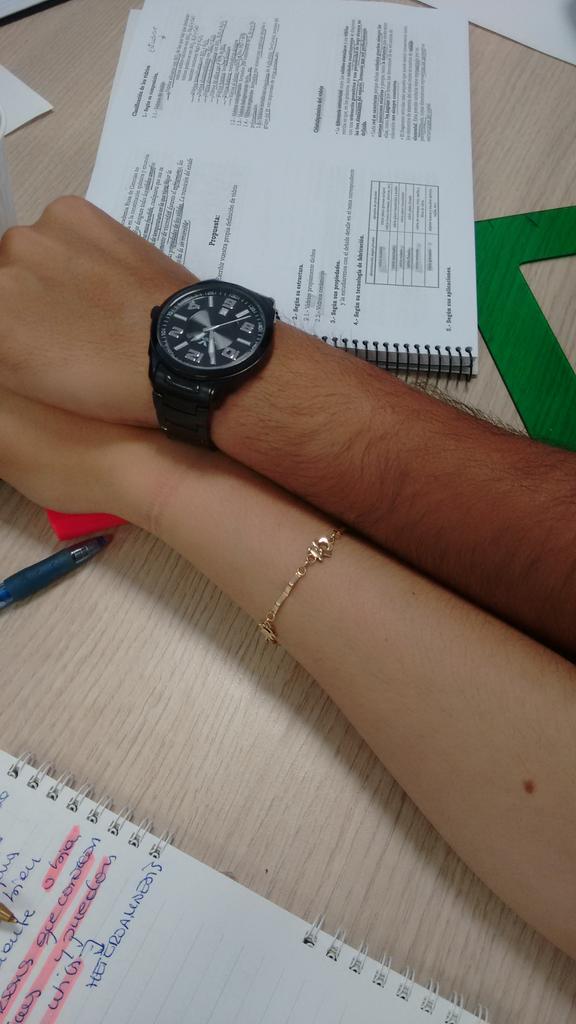 xela_1990's tweet photo. Mi café con leche de por las mañanas ! http://t.co/3VwK44tWKB
