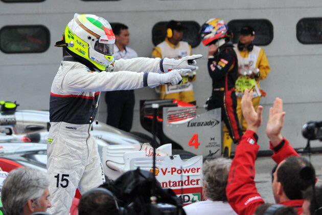 FormulaPhotos tweet picture