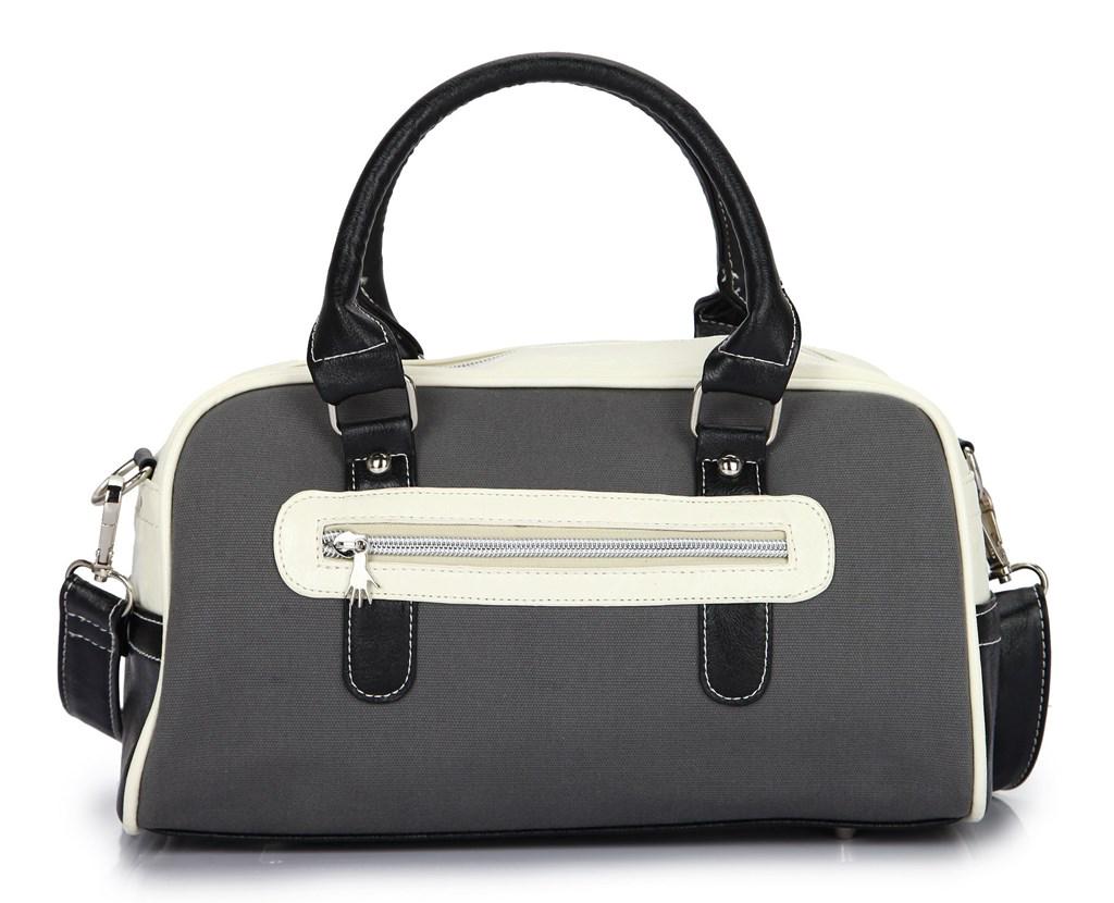 viureagirona's tweet photo. Bolso shopping negre #complements #moda #bolso #girona @lapusagirona - http://t.co/GNh2kWnqwG http://t.co/ukCWkx0Q15