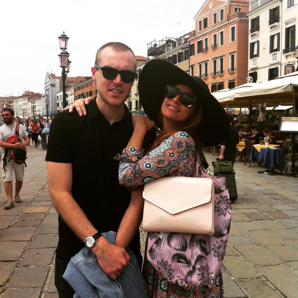 setupartfair's tweet image. Cappello a due piazze. @la_Biennale @AspassoconBlue  @johnknown #BiennaleArte2015 #setUpArtFair