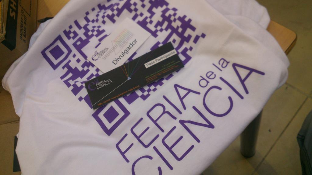 Javi__Hoyos's tweet photo. Caballeros, nos vemos mañana en la #feriaCiencia 2015 @LordAnt95 @Ricsn91 @AbelPV8 @Joni1869 http://t.co/jnihKWxD2u