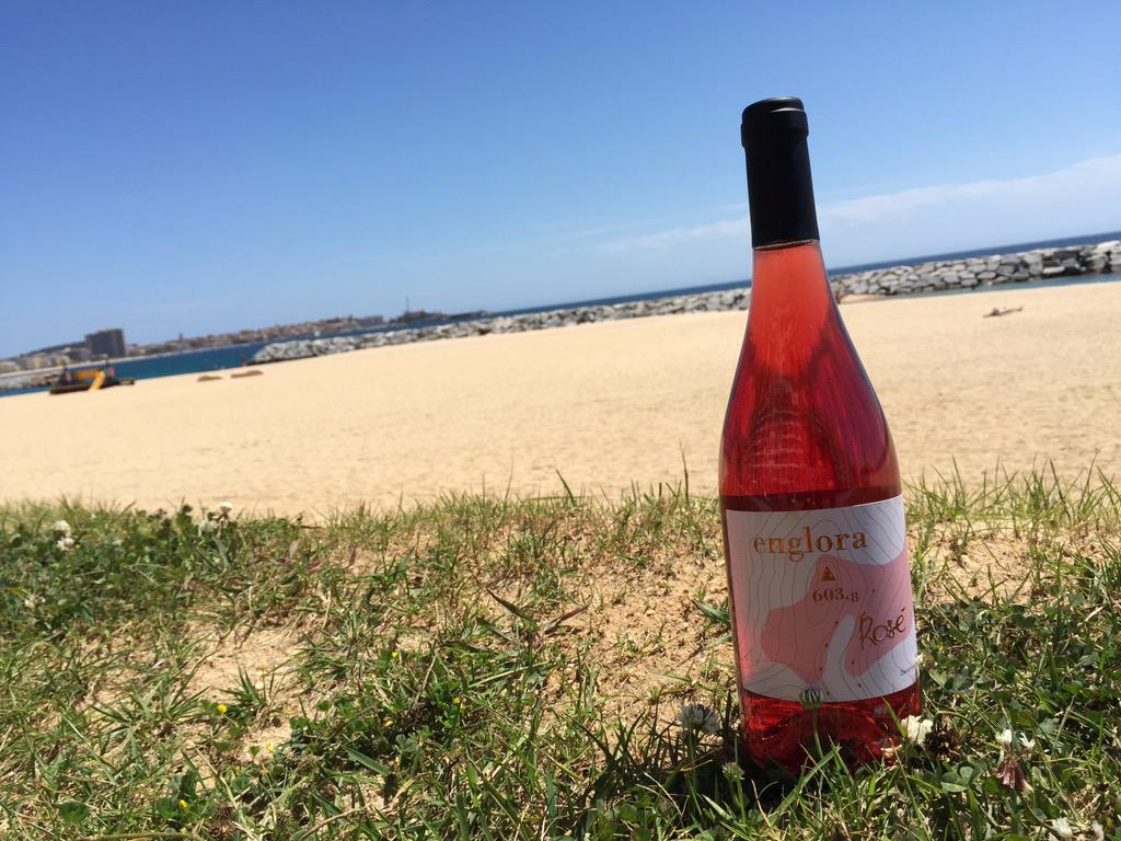 cellersCBM's tweet photo. Avui el nostre nou vi: l 'englora rosé ja està treballant per la costa brava #englora #montsant http://t.co/dlWPrd5Mgs