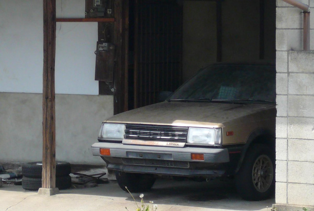 Clan 日産サニークーペ ターボルプリ B11 現存数台と言われる超希少グレードでクーペ専用特別塗装色のツートン トドメに年6月から同年10月のマイチェンまでしか生産されなかったドアミラー車です このまま朽ちさせるのはあまりに勿体無い Http T Co