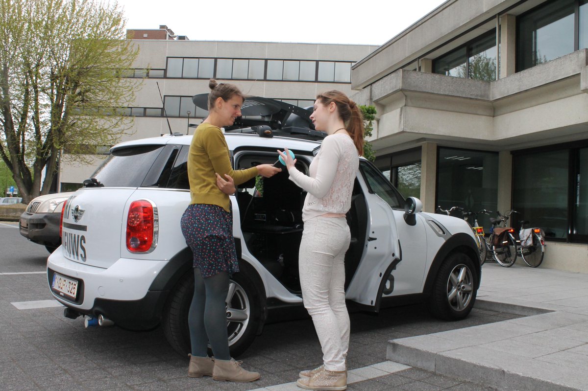radio1be's tweet photo. Limburgse ondernemer bij @karen_vee: idee voor morgen? "E313 &amp; E314 moeten drie rijstroken krijgen." #bel10 http://t.co/kdo9UceX8M