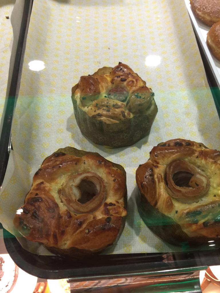 ItchiQ's tweet image. Share the joy #krispykreme #pullaparts