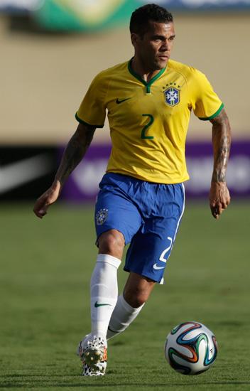 Happy 32nd birthday to the one and only Daniel Alves da Silva! Congratulations! 