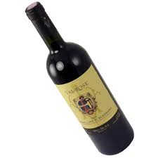 letorripisa's tweet photo. Uno dei nostri vini!! Carattere, calore e immediate piacevolezza: il Morellino di Scansano !! http://t.co/SJQapxy7bw