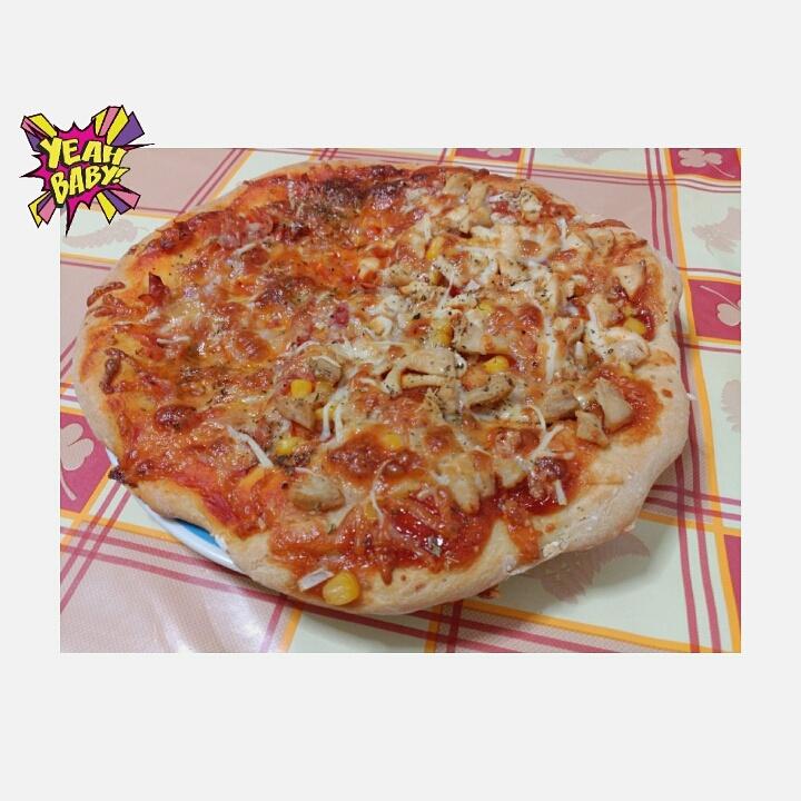 Loro91's tweet photo. Para hoy: ¡Pizzaaaaaa! 😨😍💪
Masa e ingredientes en: 👉👉 http://t.co/fO5XBy2S8E http://t.co/xziSuNNSrc