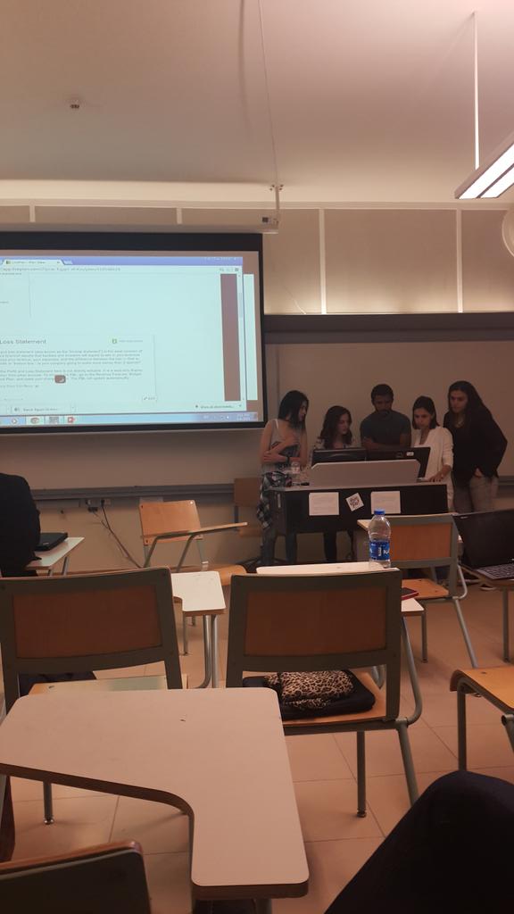 ElCherbini's tweet photo. Watching #zipcar group present their financial analysis #auc_mfa #ENTR4102 please dont forget my attendance on bb :) http://t.co/09JTxpkATr