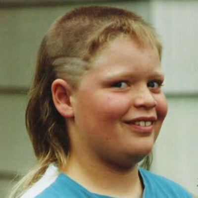 KarateMark215's tweet photo. @rude_jude #WPW #WhitePeopleWednesday #whitepeopleproblems #MulletNation #mulletchat http://t.co/WRh0IiFJTk