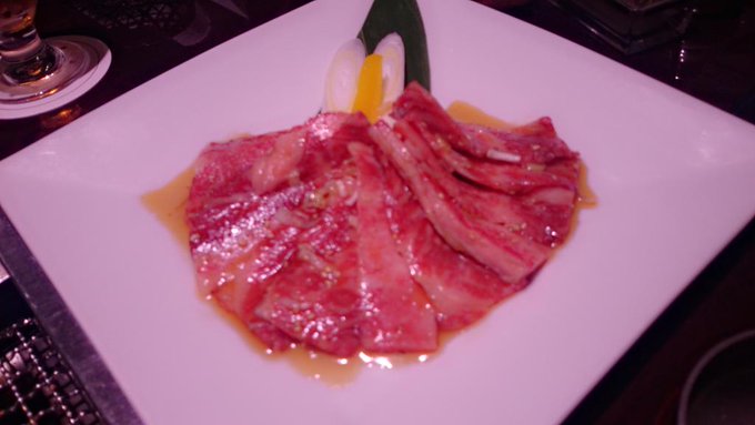 今日は知り合いの方と焼き肉󾭠 久しぶりに焼き肉󾭠幸せ😃💕 http://t.co/qkvW1Of7w5