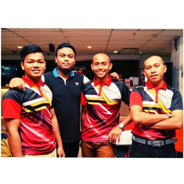 nabilfakhri3's tweet photo. Open Tournament Bowling Kusisdari Fourth place #sikitlaginakno3 #nakgigitmedaljugak #toyoo http://t.co/a29IJYLkg7