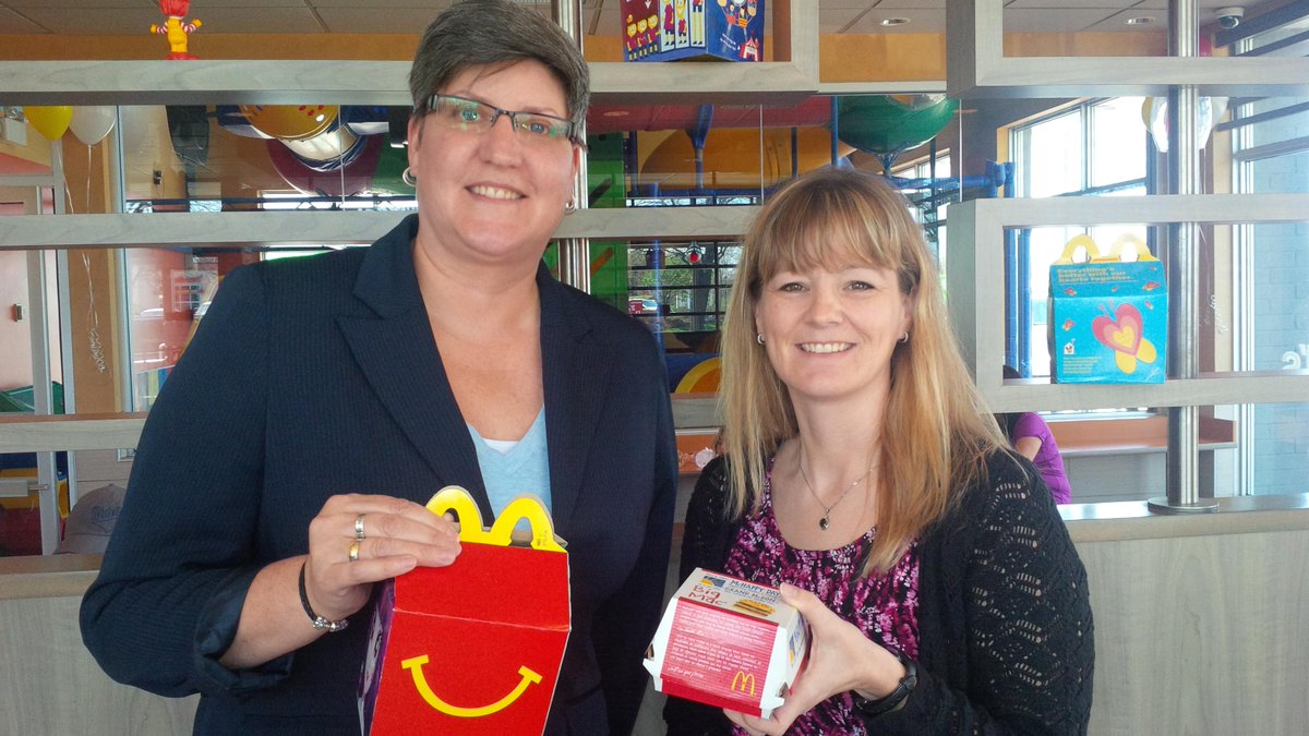 CM Jean Turner &amp; Sergeant Penny Hermann enjoying a #McHappyDay in support of Ronald McDonald House <a href="/McD_Canada/">McDonalds Canada</a> ^JT