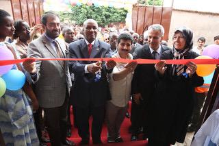 ismailcingoz1's tweet photo. Burundi yetimhane açılışlarımız http://t.co/GBi3KVNREx
