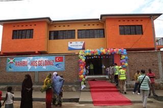 ismailcingoz1's tweet photo. Burundi yetimhane açılışlarımız http://t.co/GBi3KVNREx