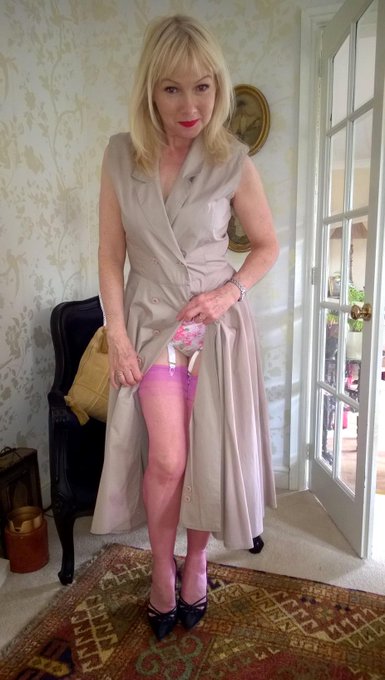 Today's outfit #nylons #stockings #phonepics #realpics http://t.co/aNRum2jugH<a href="/tag/nylons"class="tags">#nylons</a><a href="/tag/stockings"class="tags">#stockings</a><a href="/tag/phonepics"class="tags">#phonepics</a><a href="/tag/realpics"class="tags">#realpics</a>