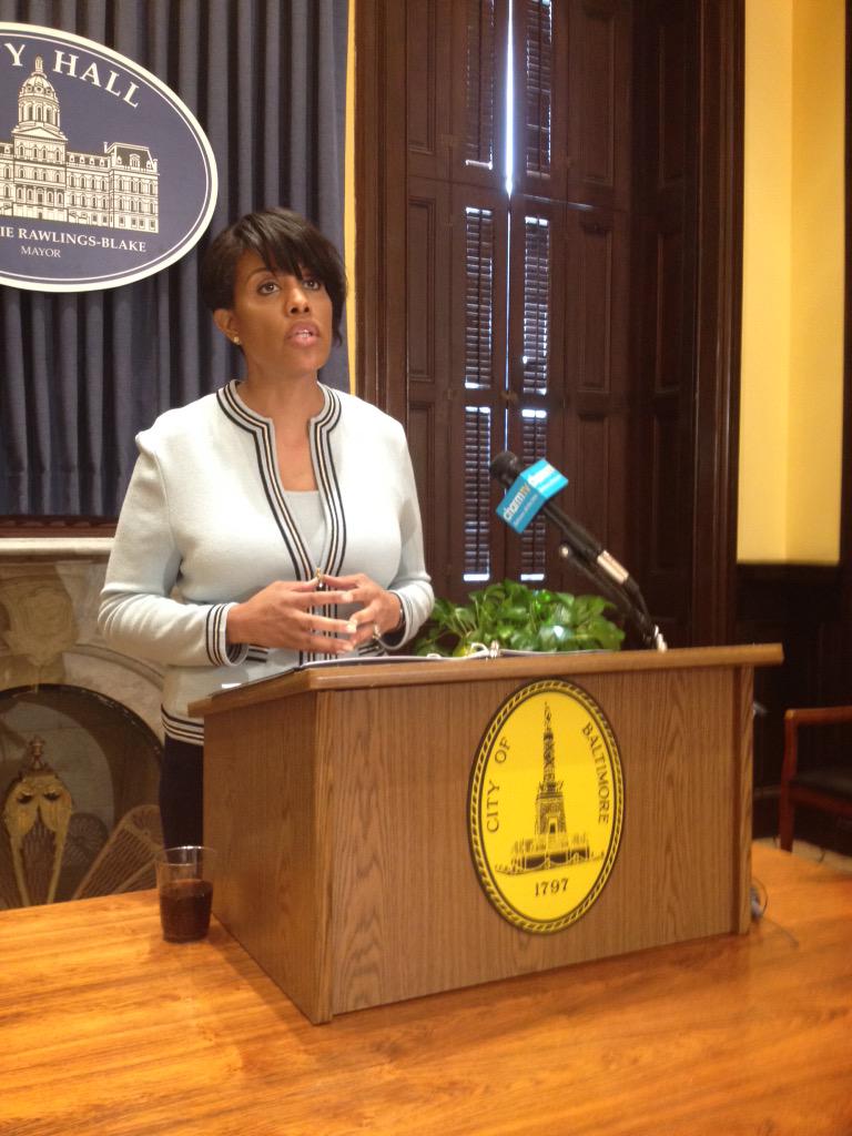 lukebroadwater's tweet photo. .@MayorSRB says she's asking for a full civil rights investigation by the feds into "pattern and practices" of police http://t.co/0IERn90xrL