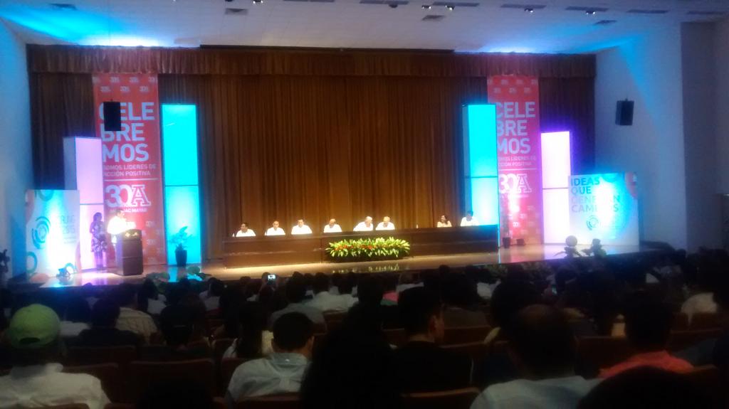 axis_ingenieria's tweet photo. #scalingup2015 #axisima presente. http://t.co/dtA3KMsDvq