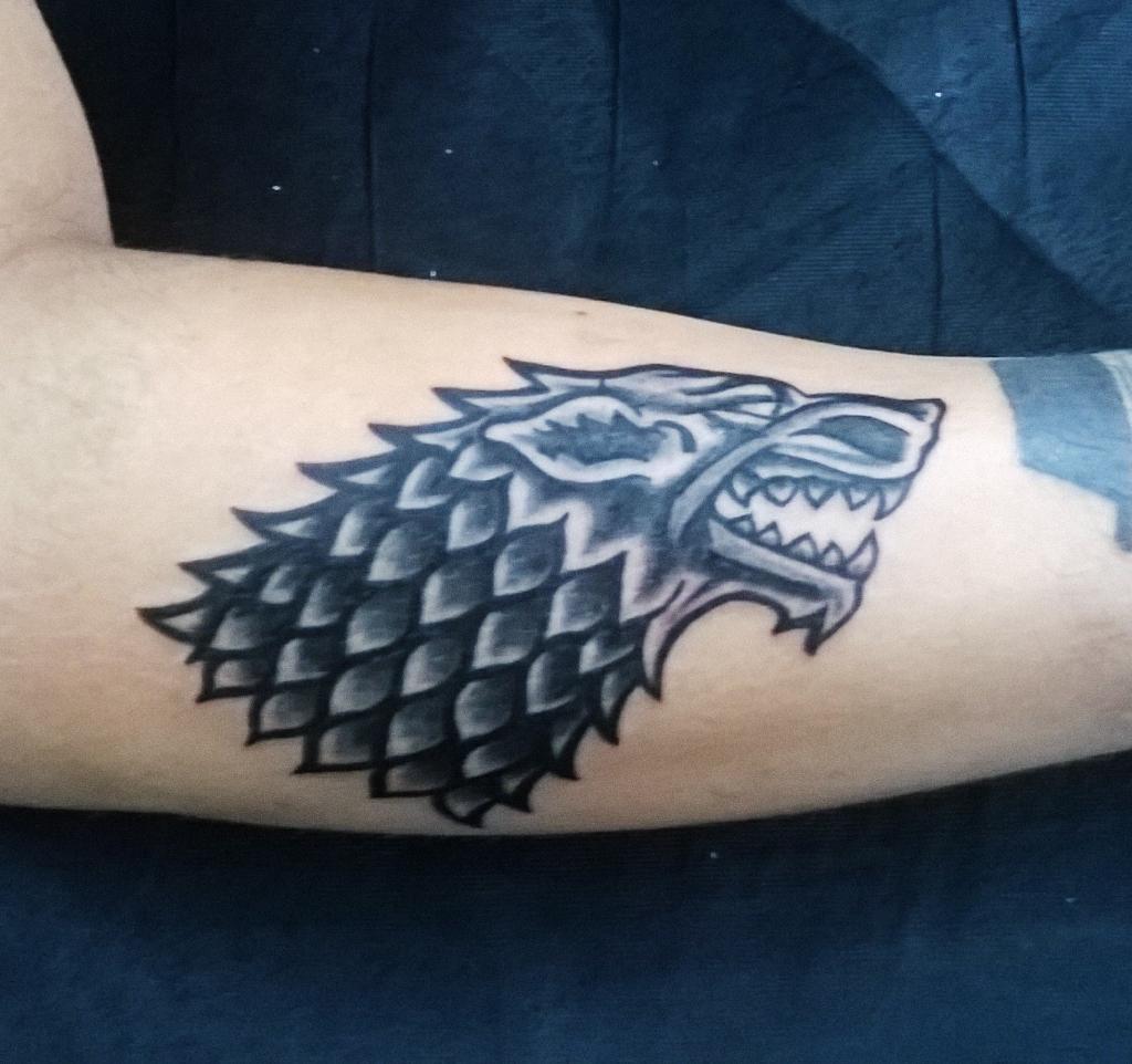 Rony_Hall_'s tweet photo. #kirastattoo #4chintattoostudio #tattoolifestudio #ronyhall #got #gamesofthrones http://t.co/D20MsZiQjo