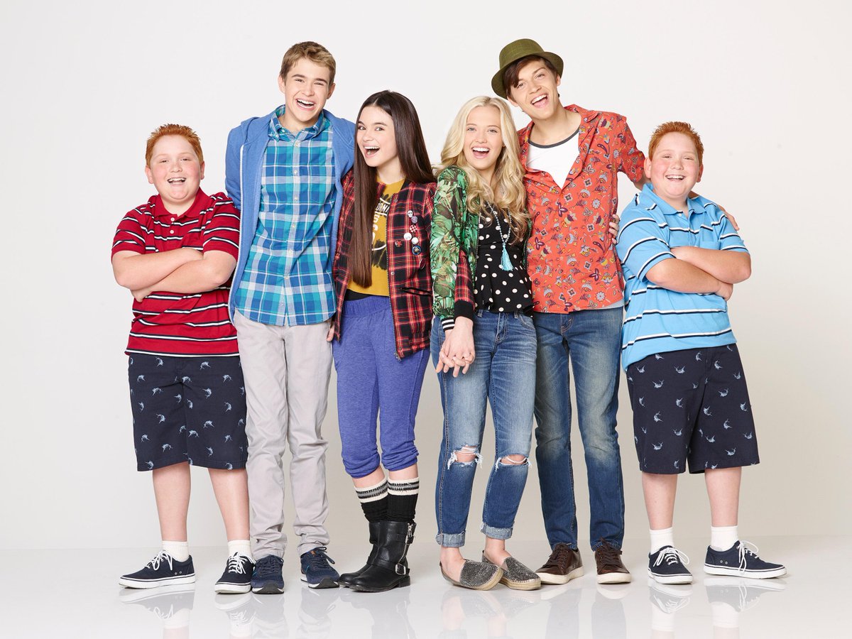 twistmag's tweet photo. We already know we're going to love #BestFriendsWhenever! Find out the premiere date HERE: http://t.co/xwfY3xTUth http://t.co/tSAmI8a5Kf